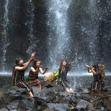 ฝันว่าเล่นน้ำ