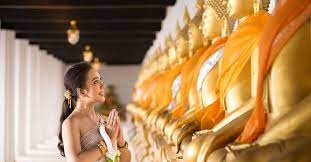 ฝันไปเที่ยววัด