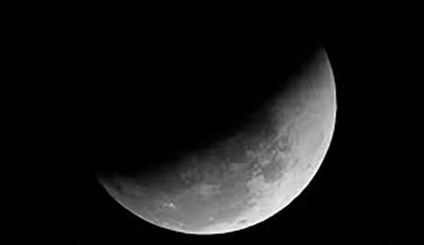 ฝันเห็นจันทรุปราคา