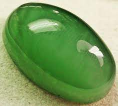 ฝันเห็นหยก